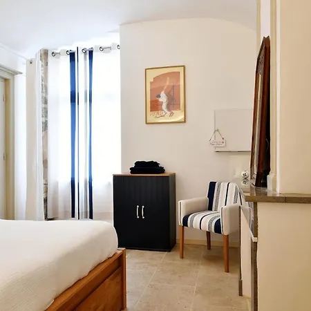 Maison En Pierre Avec Piscine-gorges De L'ardeche 別荘