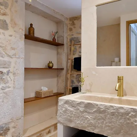 Ferienhaus Maison En Pierre Avec Piscine-gorges De L'ardeche Saint-Remeze